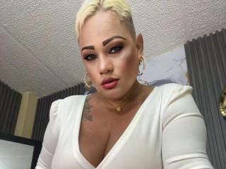 GianellaCox's Model Profile