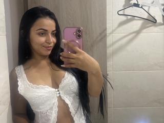 HikariChloe's Model Profile