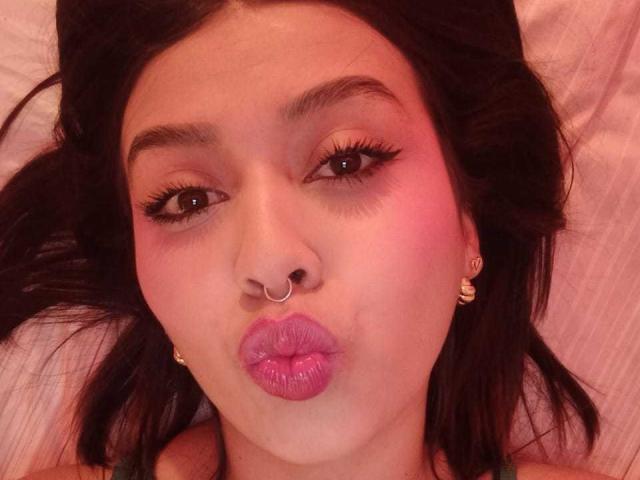 ZammySanz - Live sex cam - 29280977