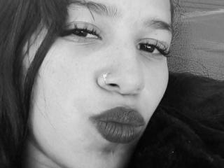 ValerieWoods'in detaylı sayfasını gör