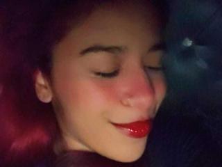 ValerieWoods'in detaylı sayfasını gör