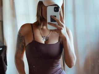 Ver la ficha detallada de KiaraHernandezX