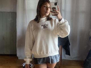 KiaraHernandezX's Model Profile