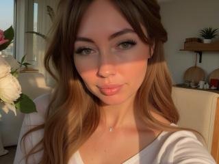 NinaTender's Model Profile