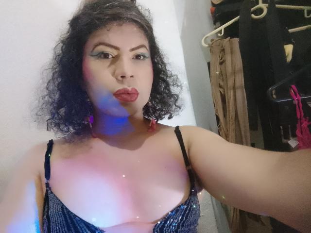 MistressEmeraMt - Camera khiêu dâm &amp; quyến rũ trực tiếp - 29294105