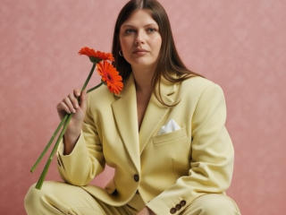 LiiaWow's Model Profile