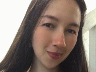 MilaHans's Model Profile