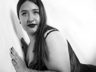 RavenPurpple's Model Profile