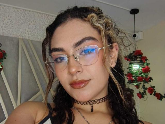 AdaraAngel - Live sex cam - 29296748