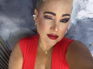 GianellaCox's Model Profile