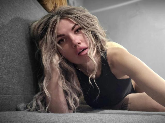 MilaLoona - Live porn &amp; sex cam - 29299007