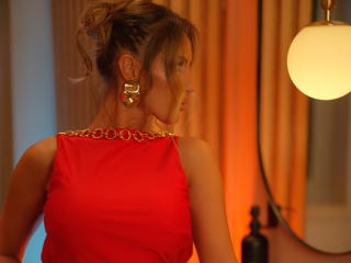 EvelynEvy's Model Profile