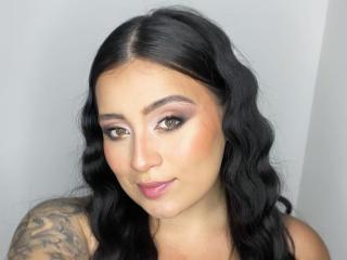 AnnyBentleii's Model Profile