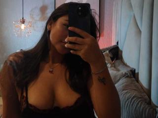 См. подробные сведения о модели KimDevinne