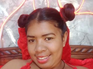 انظر إلى الملف المفصل لـ MariahSquirting69