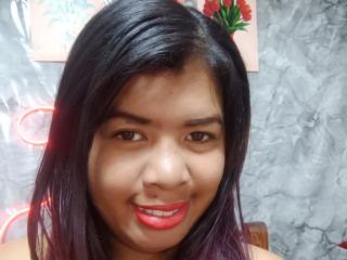 Ver la ficha detallada de MariahSquirting69