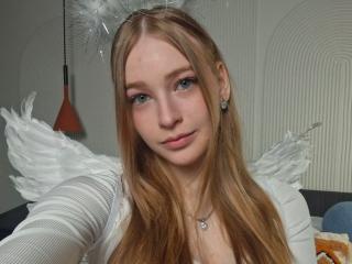 Ver la ficha detallada de LarissaHoglan