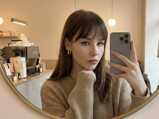 Adelisha'in detaylı sayfasını gör