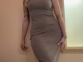 انظر إلى الملف المفصل لـ HotCaramelsTrio