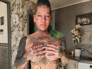 انظر إلى الملف المفصل لـ BlueSmoke-hot