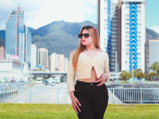 SaraWestt'in detaylı sayfasını gör