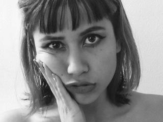 См. подробные сведения о модели NyxVega