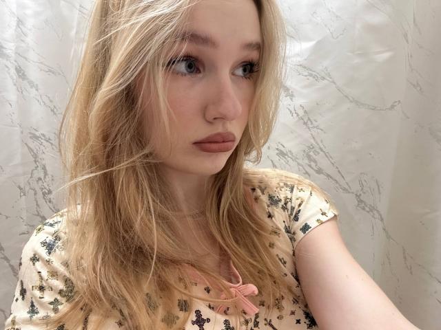 OlympiaCheroki - Live porn &amp; sex cam - 29310560