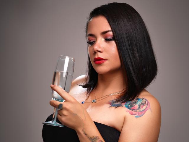 SamanthaVenus - Élő pornó és szexkamera - 29310992