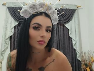 انظر إلى الملف المفصل لـ HannaSpencer