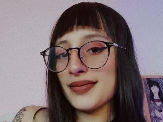 Ver la ficha detallada de TatsumiLee