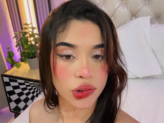 Obejrzyj kompletny profil LunaVali