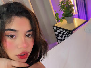 Obejrzyj kompletny profil LunaVali