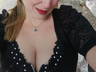 Obejrzyj kompletny profil AlexaHotSeins