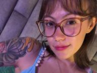 См. подробные сведения о модели IsabellaArias