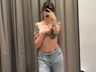 Obejrzyj kompletny profil IsabellaArias