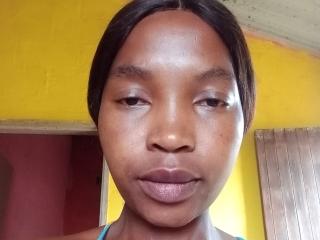 Obejrzyj kompletny profil SexyLihley