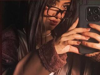 См. подробные сведения о модели MilaDreams