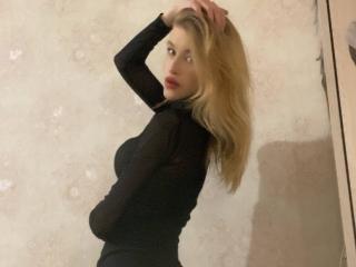 См. подробные сведения о модели DeedraGalarneau