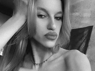 См. подробные сведения о модели DeedraGalarneau