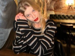 См. подробные сведения о модели DeedraGalarneau