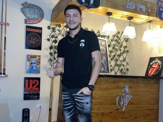 Lásd a thebisexlife teljes profilját