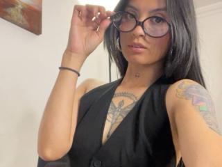 Ver la ficha detallada de NiaWhitee