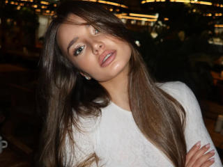 Lásd a NittaDali teljes profilját