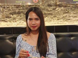 Lásd a Gwensweetcum teljes profilját