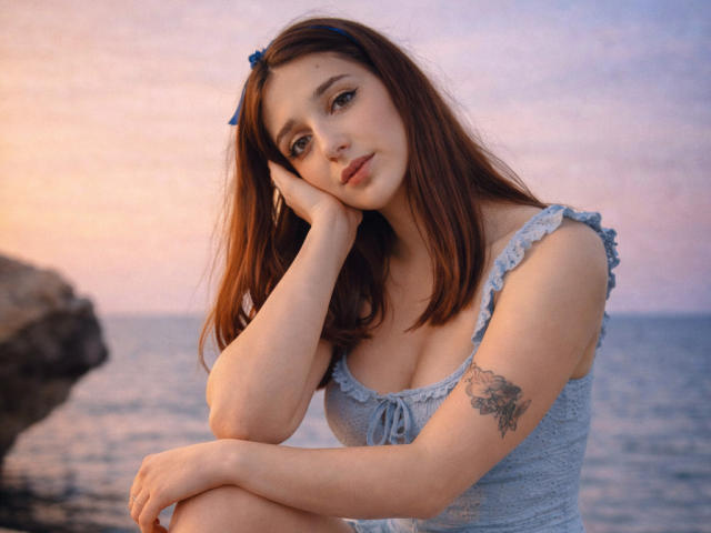 VikVikLove - Live porn &amp; sex cam - 29319023