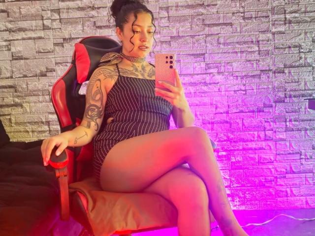 CarmilleZlata - Live porn &amp; sex cam - 29319893