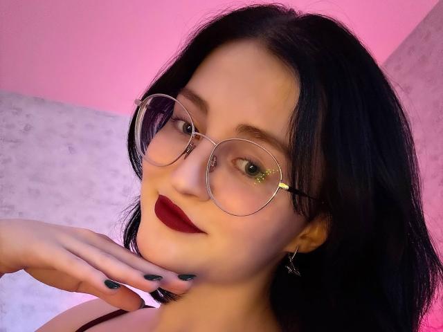 MakedaRiedell - Live porn &amp; sex cam - 29319929