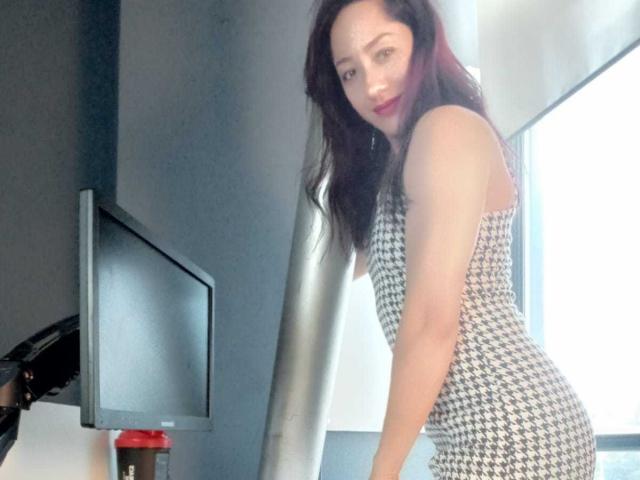 SamanthaCorine - Live porn &amp; sex cam - 29320739