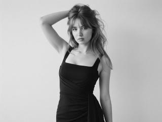 Lásd a DejaFrayer teljes profilját