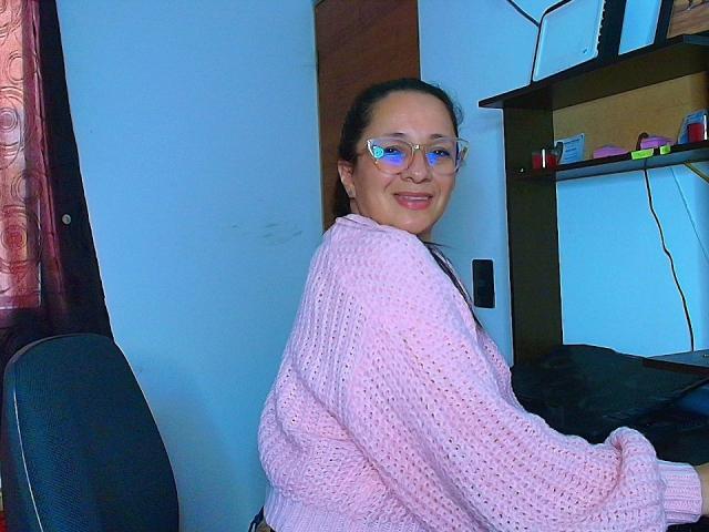 VictoriaRousse - Live porn &amp; sex cam - 29322527